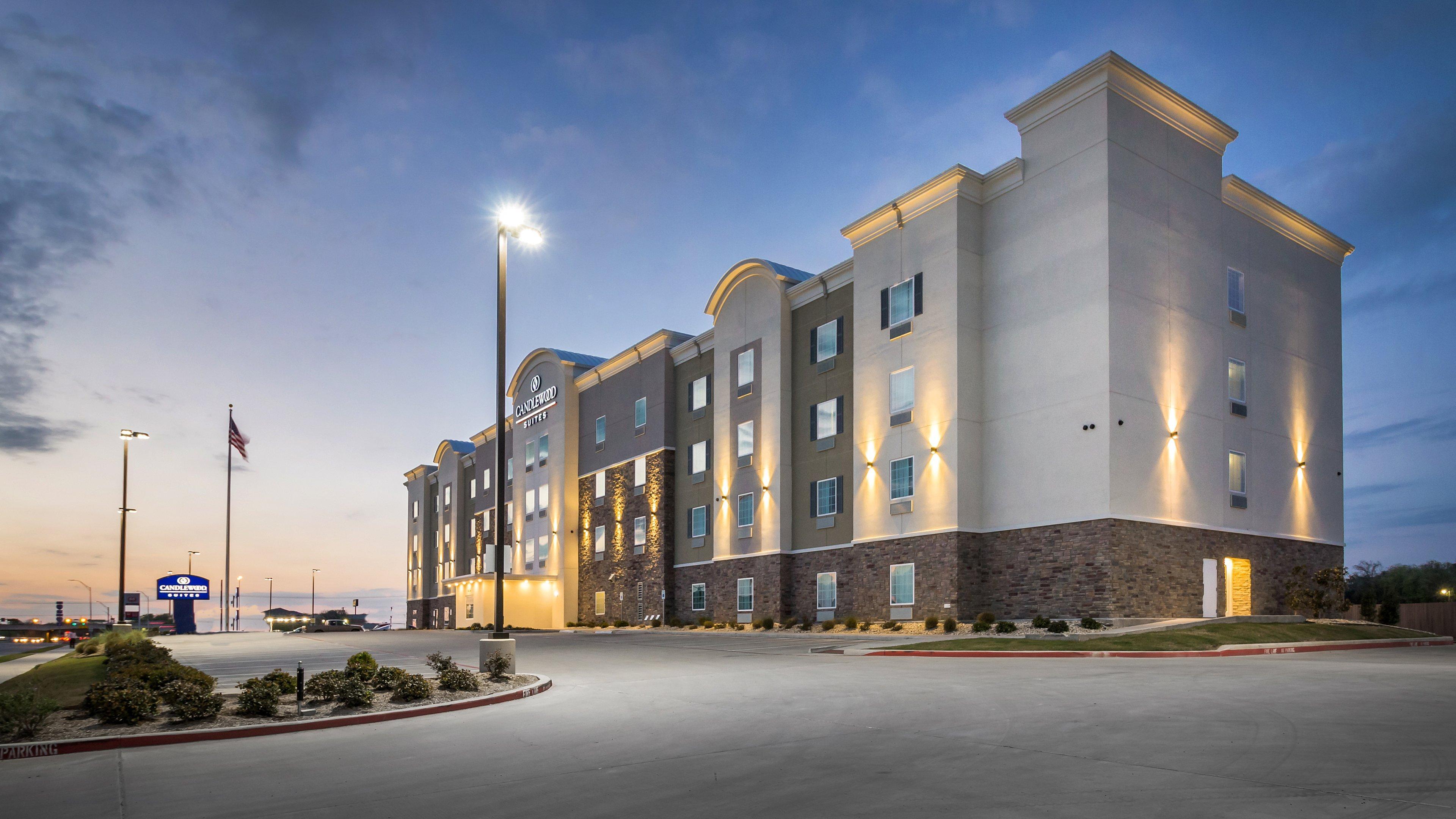 Candlewood Suites Waco By Ihg Exterior photo