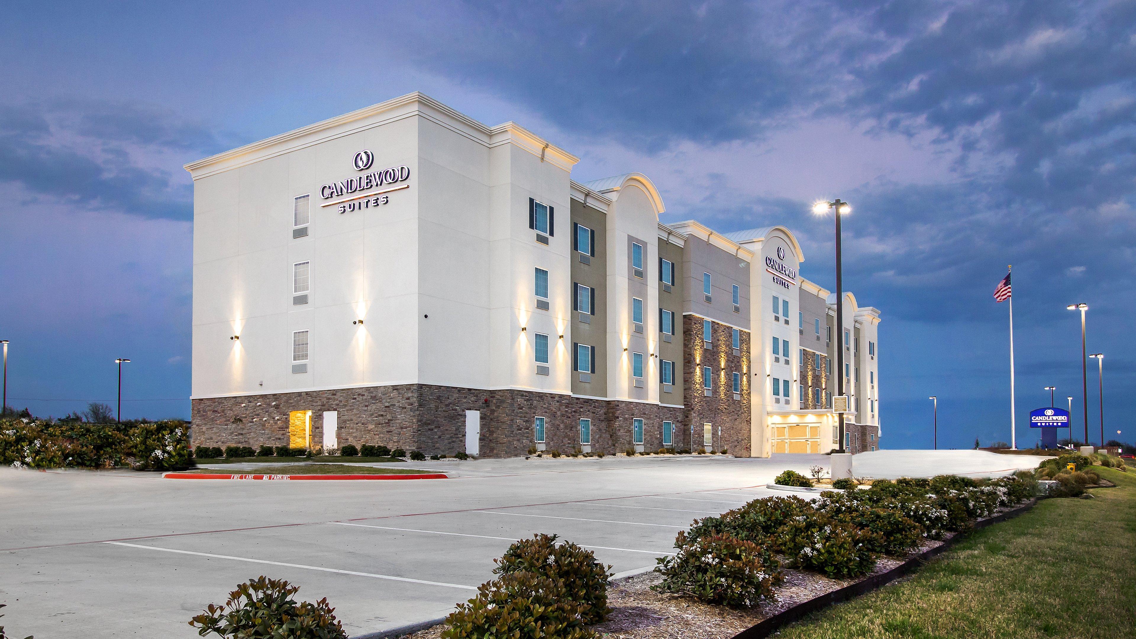 Candlewood Suites Waco By Ihg Exterior photo