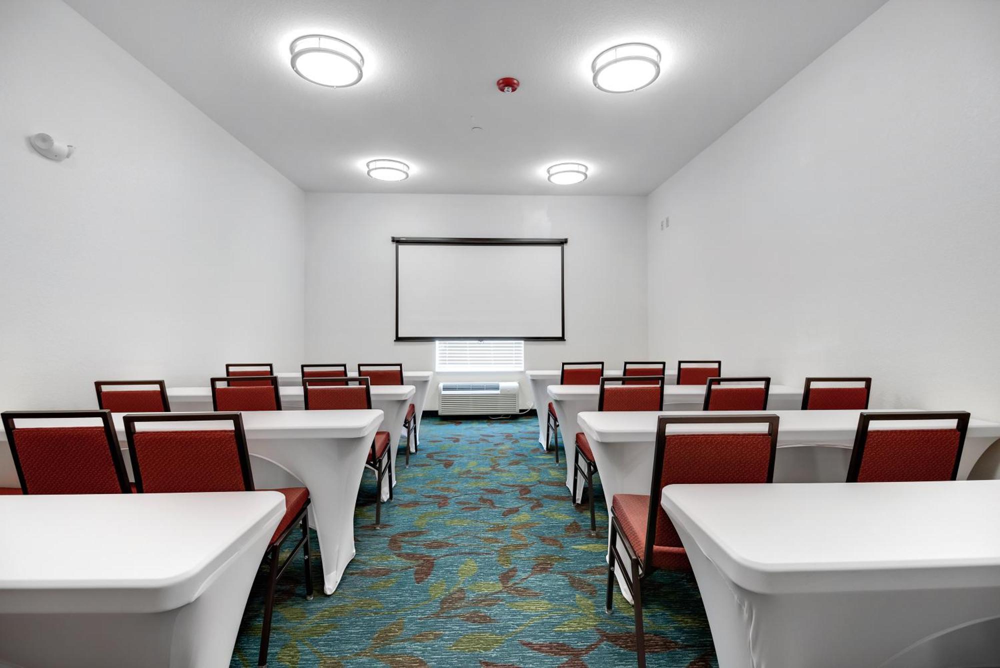Candlewood Suites Waco By Ihg Exterior photo